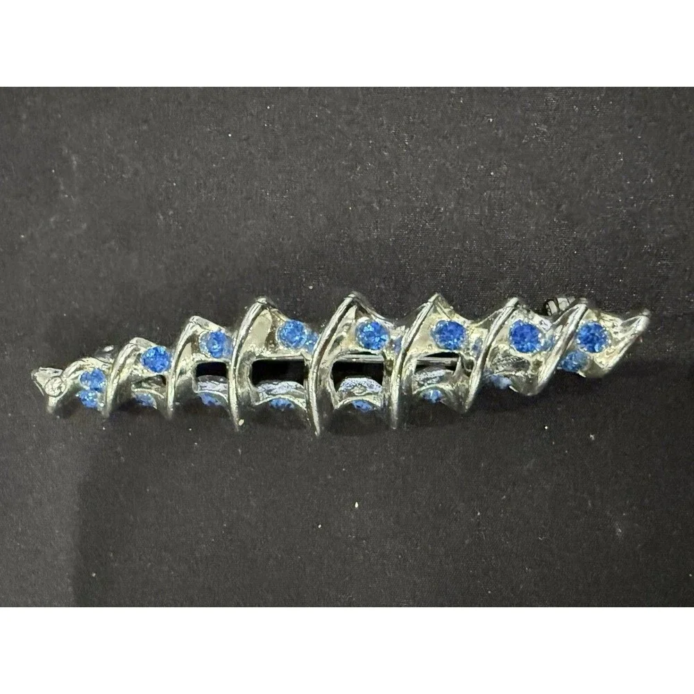 Vintage Silver Tone Spiral/Screw Brooch Pin Brilliant Blue Rhinestones Costume